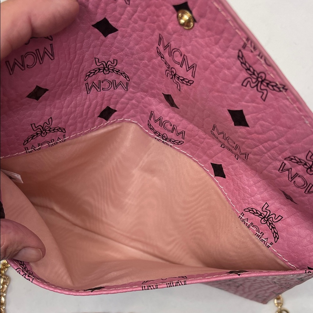 MCM Pink Envelope Clutch with Unbranded Gold Chain - Picture 8 of 9